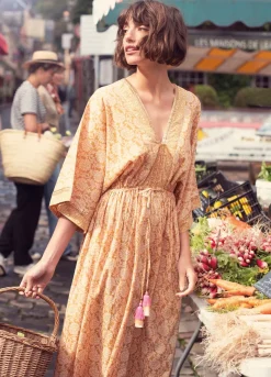 Hot Summum Kimono Dress With Shimmering Piping Brown