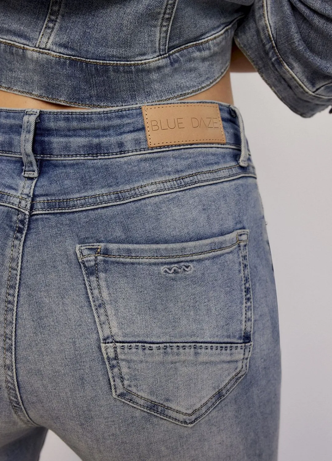 Clearance Summum Skinny Daze Nova Blue