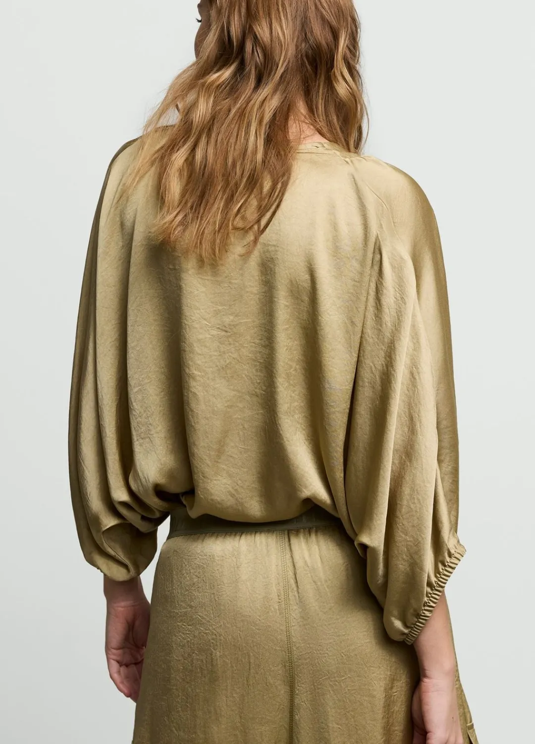 Fashion Summum Top With Bat Sleeves Green