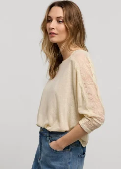 Fashion Summum Top With Lace Sleeves Creme